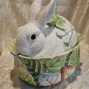 Vintage 1990s Fitz and Floyd Bunny "Le Lapin" Large Oval Covered Vegetable Bowl.